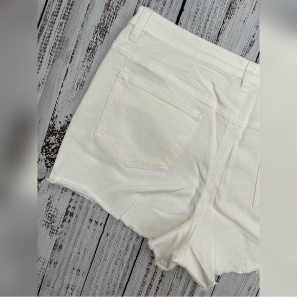 Venus Cutoff Frayed Hems White Denim Jean Shorts - Picture 5 of 6